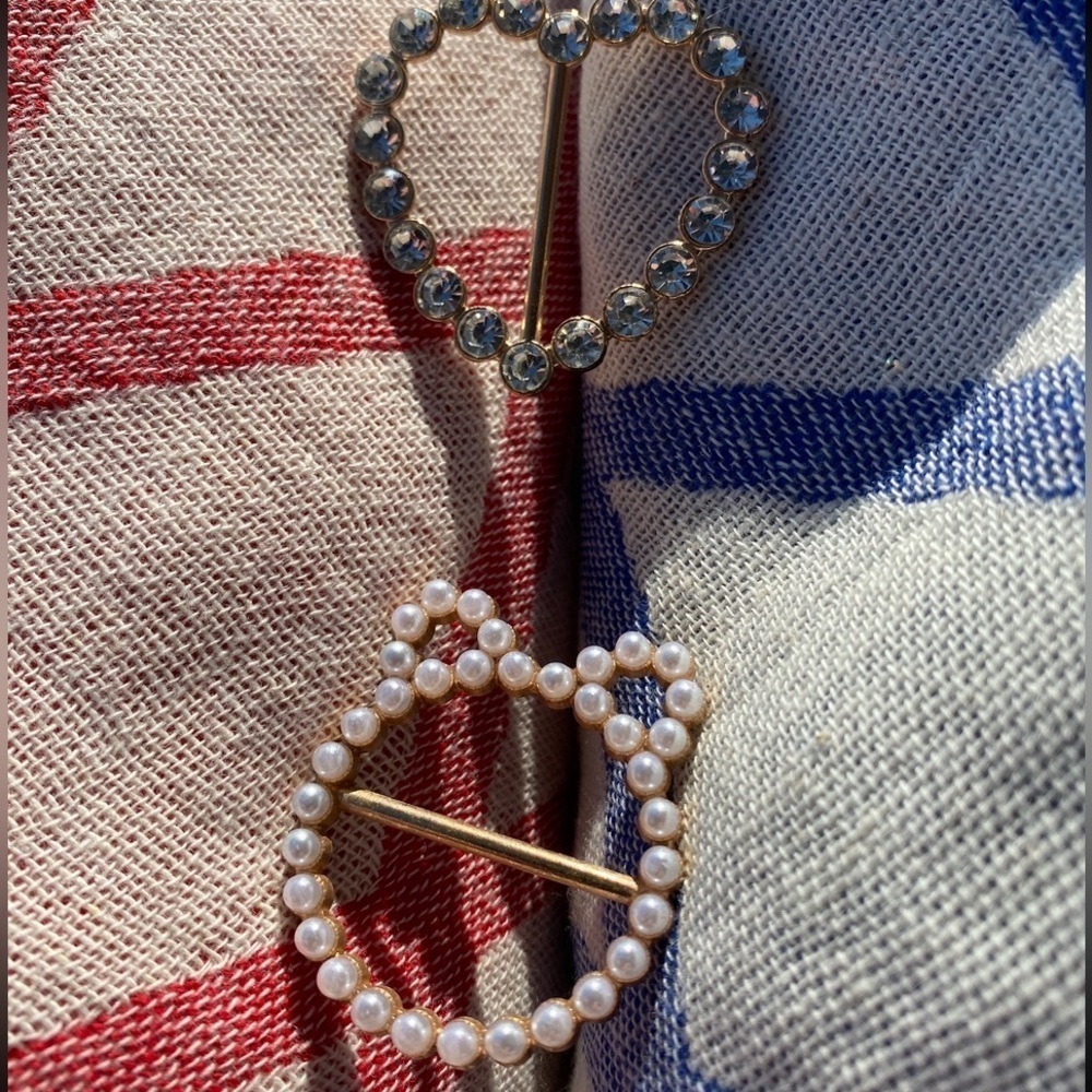 Wear Your Textile Clip Pointy Cat Ears FREE WITH Cat’s Meow Wrap Blanket Towel - Picture 6 of 15